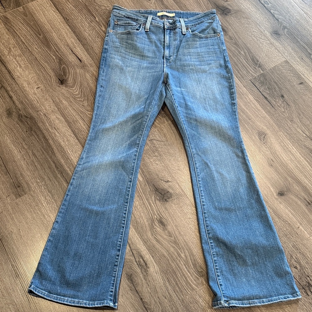 🧡Levi’s Strauss Classic Blue Women's Jeans Flare Comfortable Chic Versatile